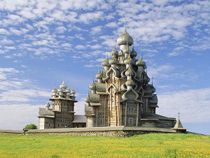 Kizhi, Russia --- Transfiguration Cathedral, Kizhi Island, Karelia, Russia --- Image by © Ellen Rooney/Robert Harding World Imagery/Corbis